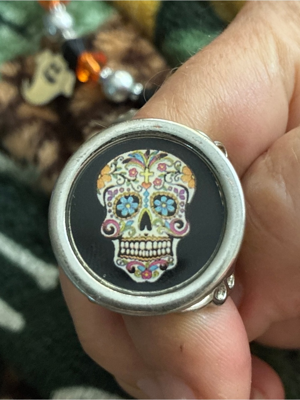 Silver-Tone Sugar Skull Black Background pretty sided ring